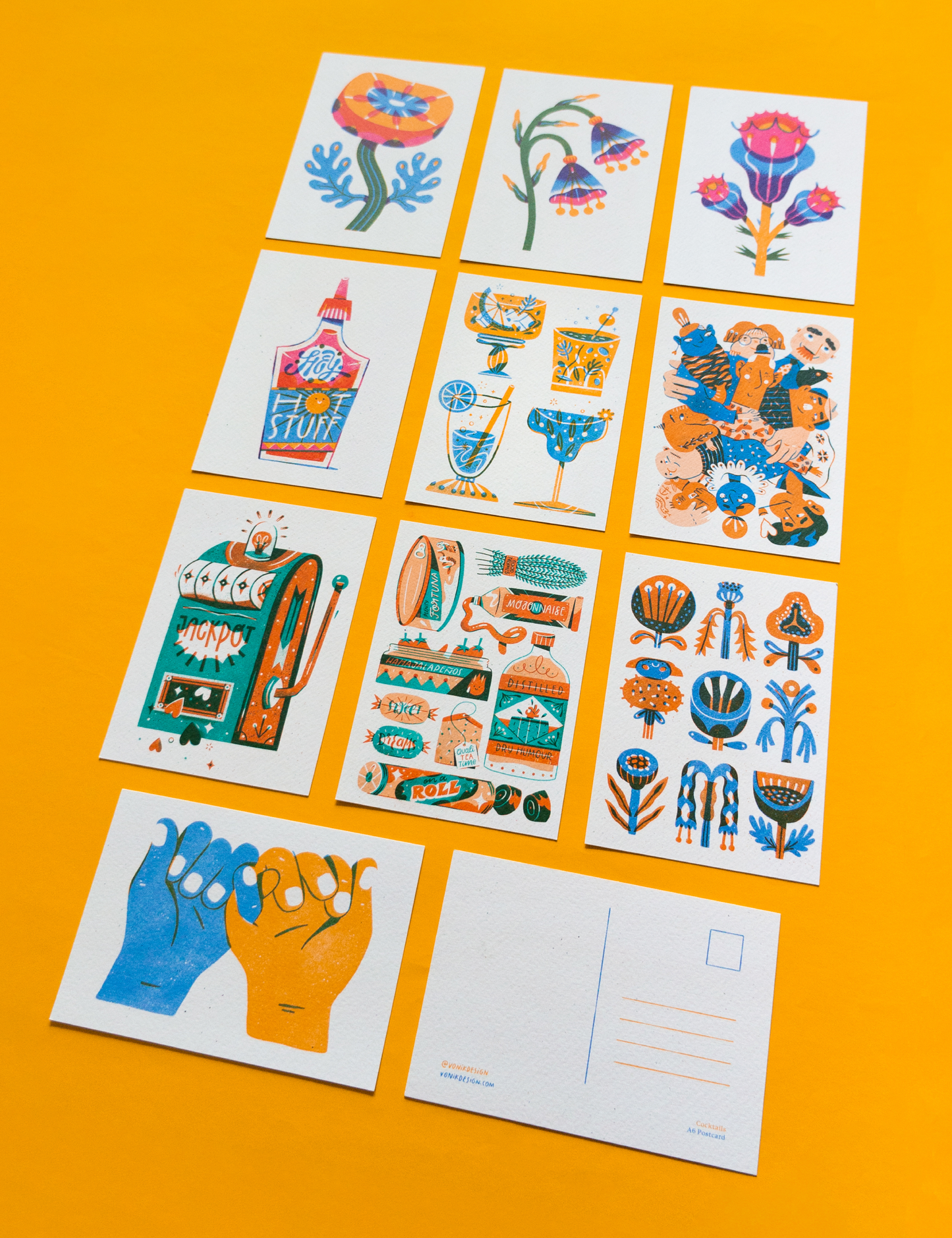 VONIK DESIGN Postcard Set
