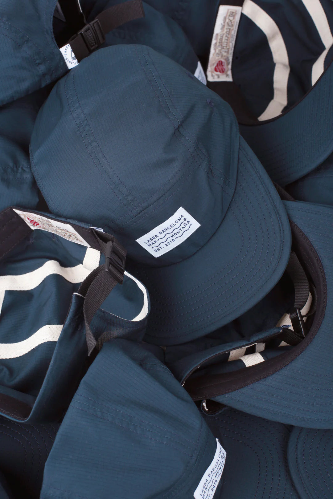 LASER BARCELONA Borne V5 Blue Cap