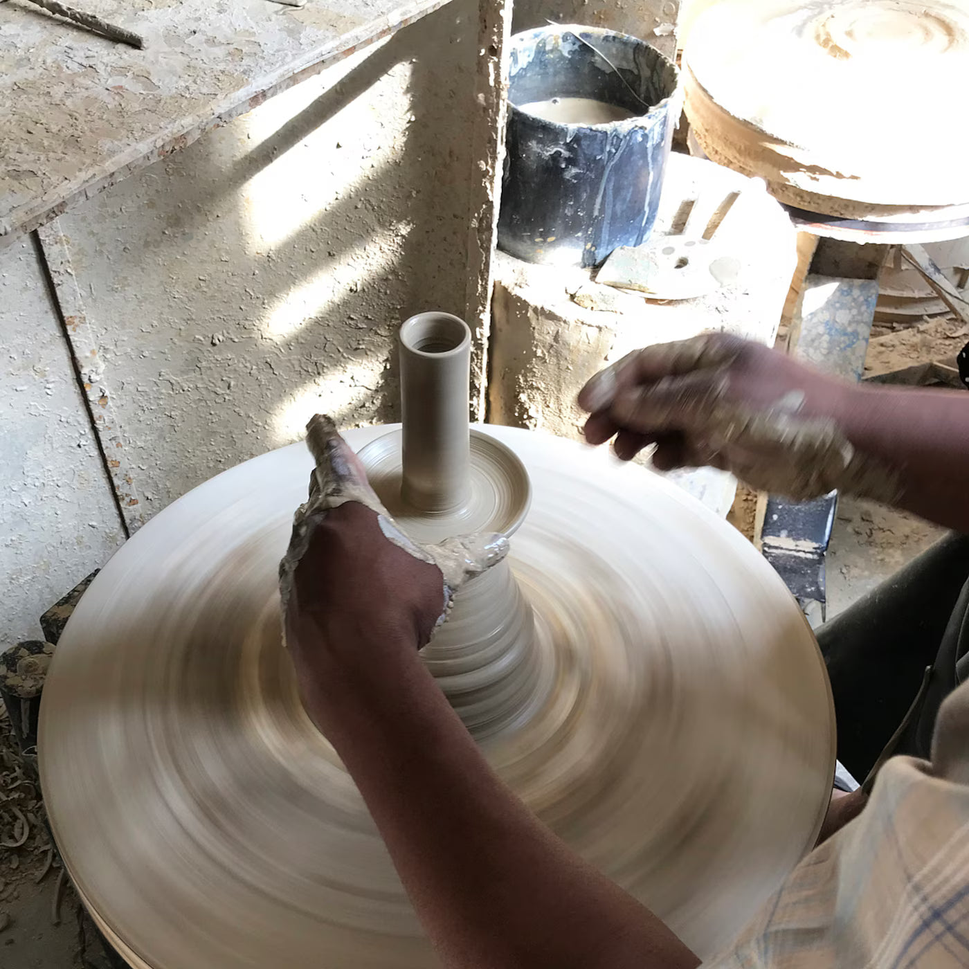 A WORLD OF CRAFT Hermes Candle Holder Pink