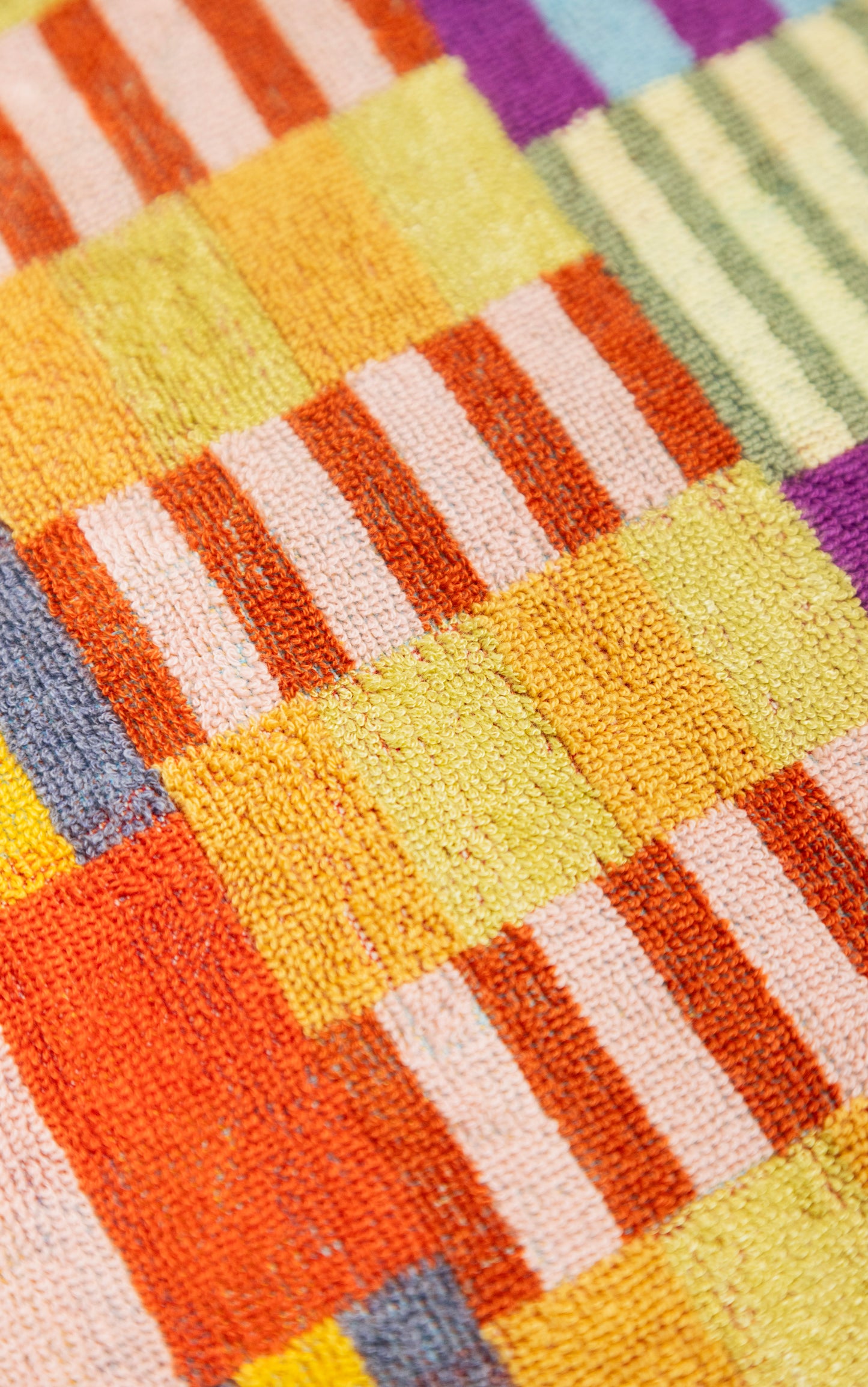 FOEKJE FLEUR #66 Beach Towel