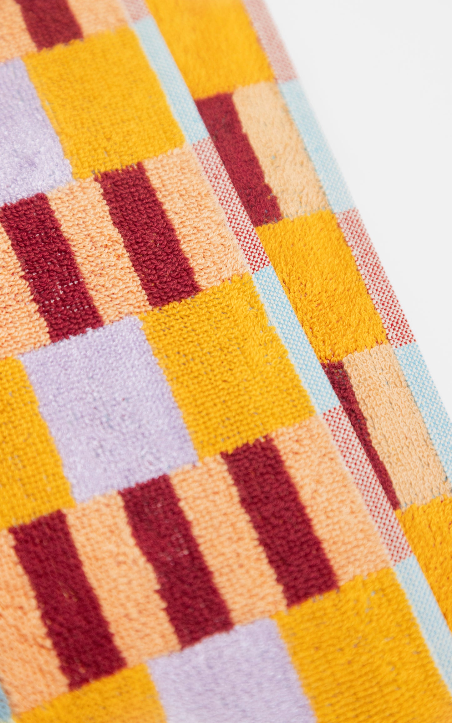 FOEKJE FLEUR #66 Beach Towel