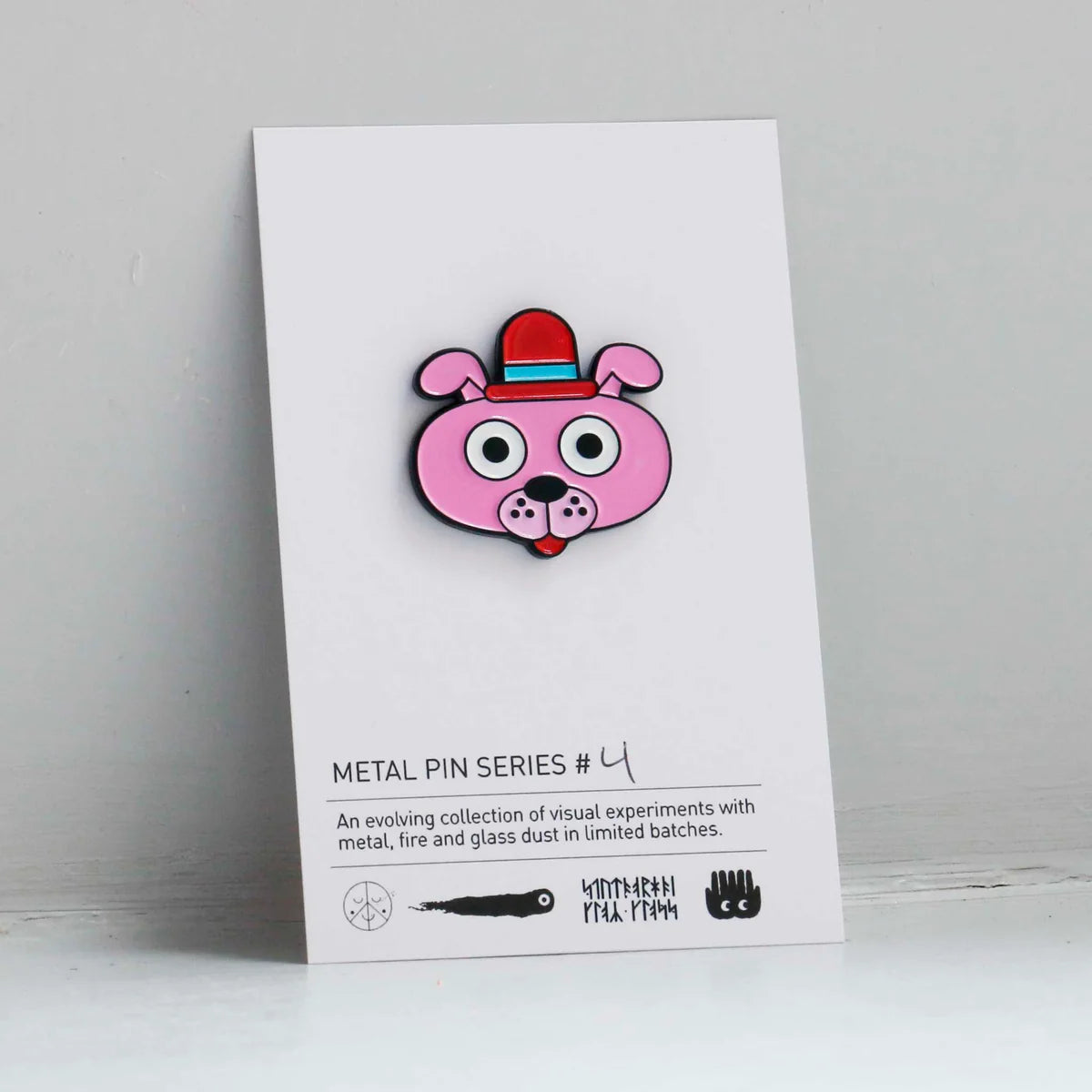 STUDIO ARHOJ Doggo Metal Pin