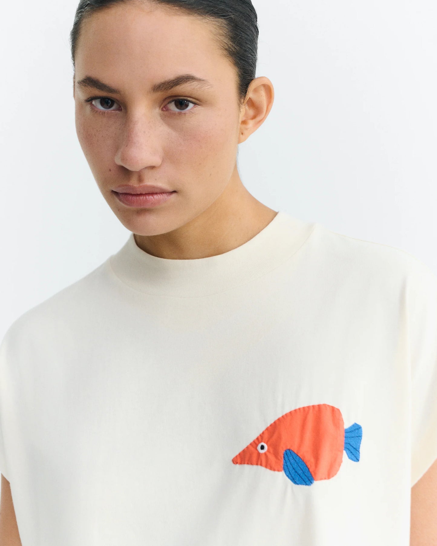 THINKING MU Trumpet Fish Volta T-shirt