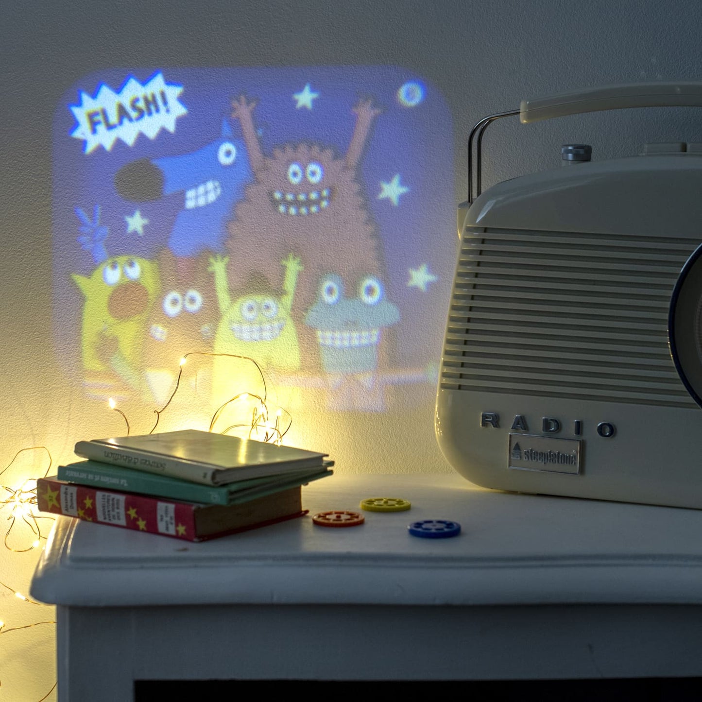 MOULIN ROTY Les Schmouks Story Lantern