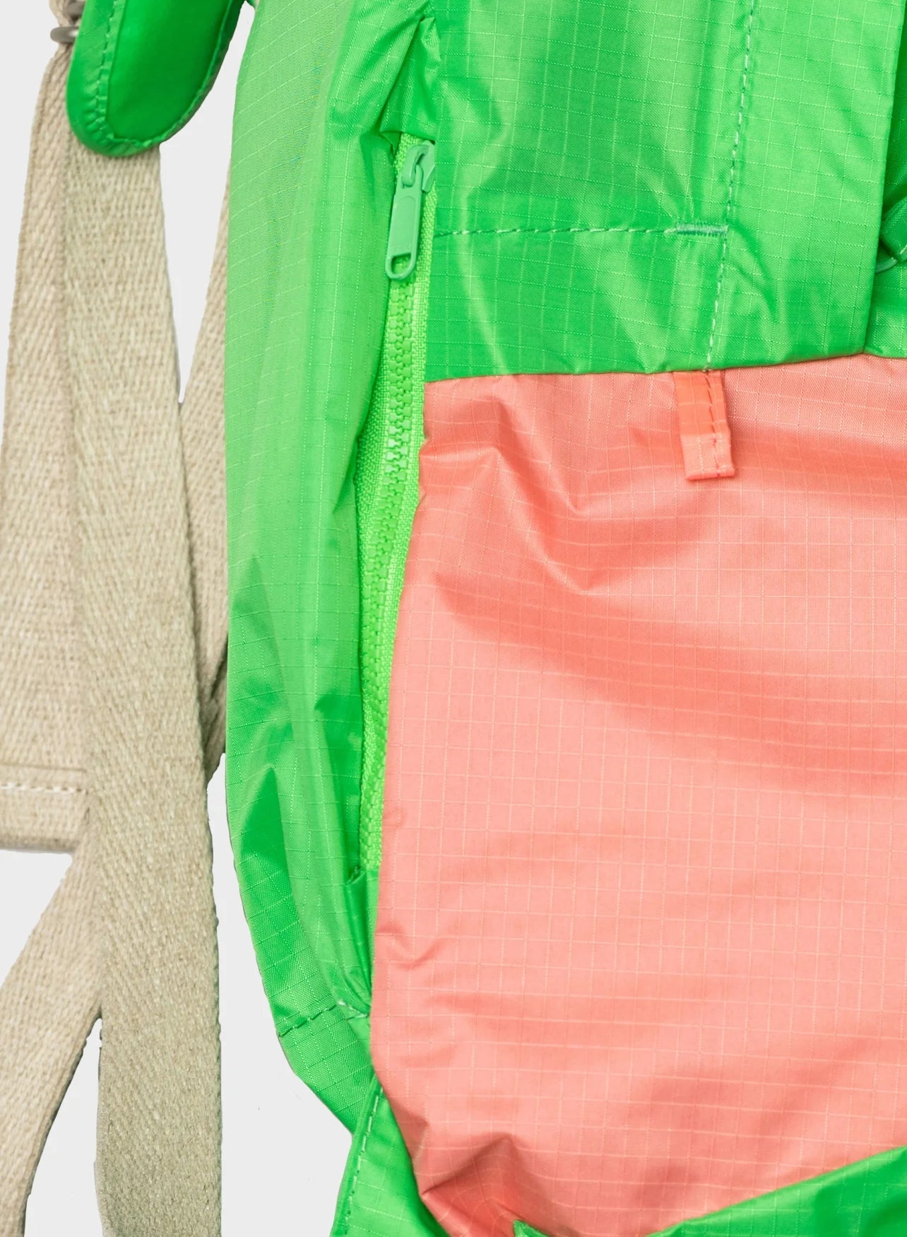SUSAN BIJL Greenscreen & Coral Large Foldable Backpack