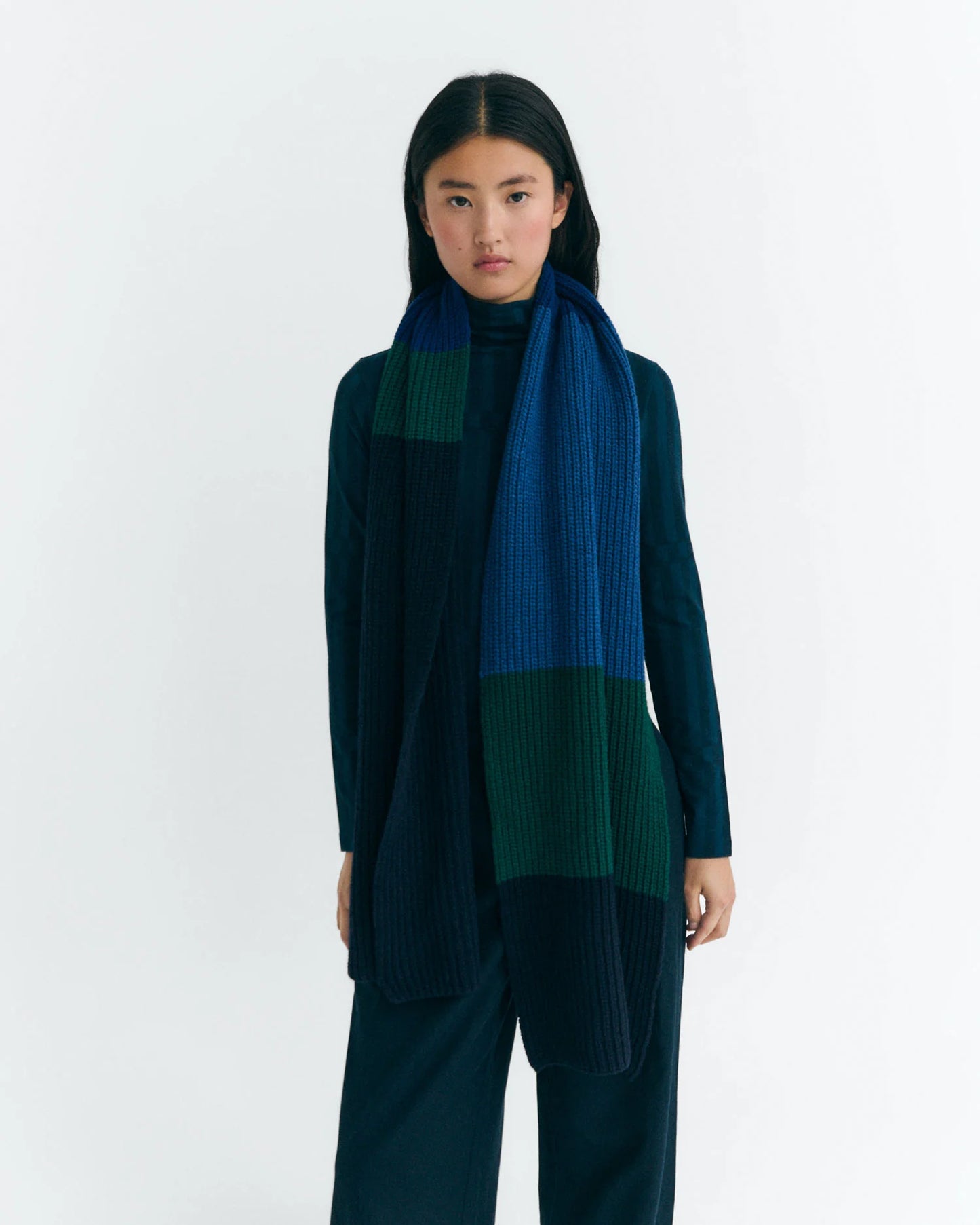THINKING MU Ghede Scarf Green